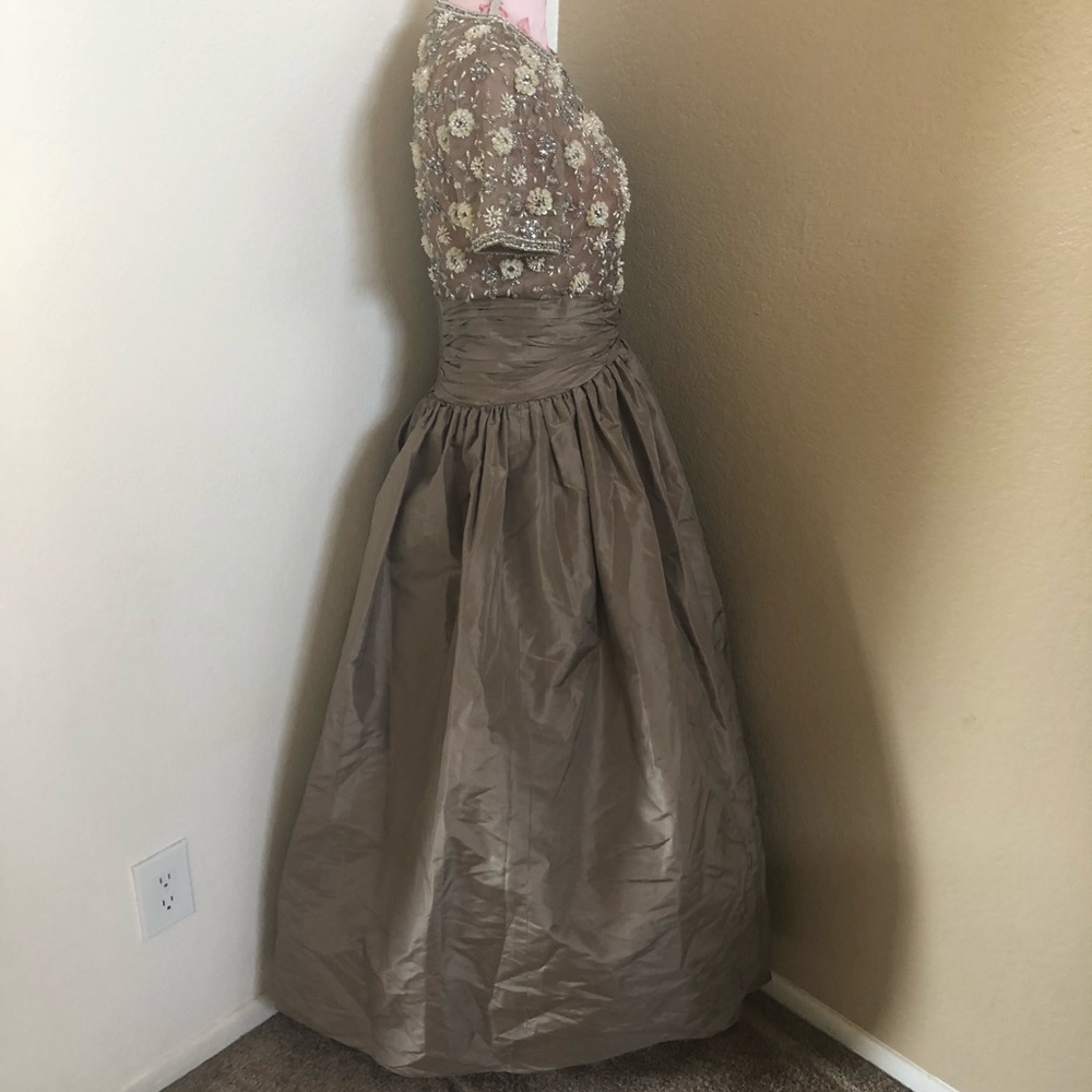 Victoria Royal Women’s Dress Size 6 - Picture 2 of 8